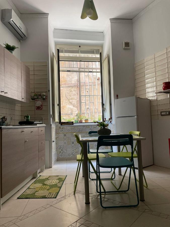 شقة Colorful House نابولي المظهر الخارجي الصورة